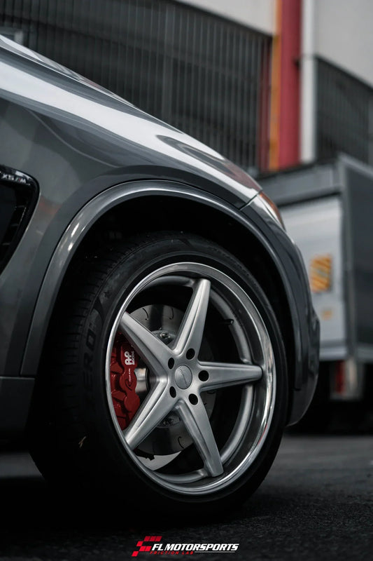 【BMW X5 旗艦SUV制動升級終極方案】AP RACING RADICAL 1 前六後四競技系統實測｜專為重型性能SUV設計